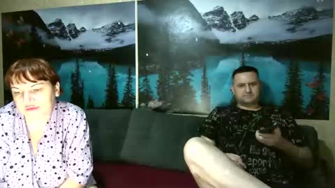 Kleosnow online show from December 2025 08:45:01 AM