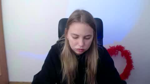 Snapshot of klerkarina chatting on October 2025 04:45:01 AM klerkarina online show from October 2025 04:45:01 AM