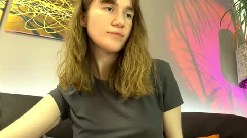 Kleya online show from November 2025 06:35:02 PM