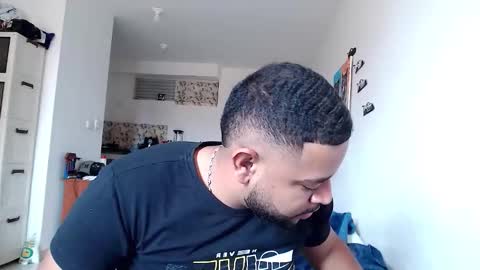 kleyton online show from October 2025 04:03:02 PM