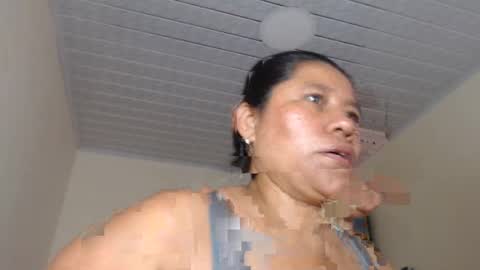 Kloe online show from February 2025 04:58:02 PM