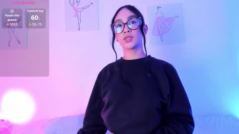 klohe Williams online show from December 2025 12:25:02 PM