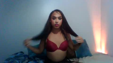 Snapshot of klomoney0518 chatting on July 2026 10:21:02 AM klomoney0518 online show from July 2026 10:21:02 AM