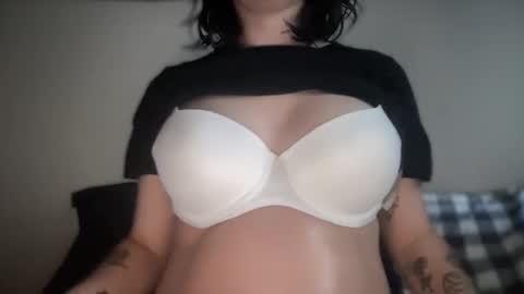 knextdoor online show from September 2025 07:05:01 PM