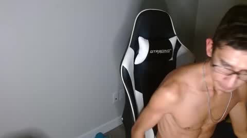 bttmtwink online show from November 2025 10:03:01 AM