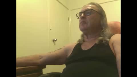 Snapshot of knobout chatting on May 2026 10:01:01 AM knobout online show from May 2026 10:01:01 AM