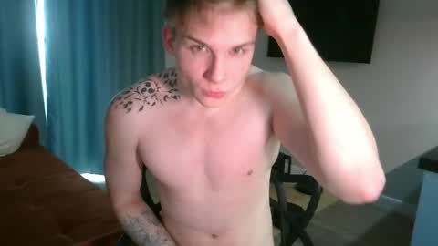 Snapshot of knotsiemens chatting on May 2026 10:10:01 AM Adam online show from May 2026 10:10:01 AM