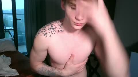 Snapshot of knotsiemens chatting on May 2026 02:20:02 AM Adam online show from May 2026 02:20:02 AM