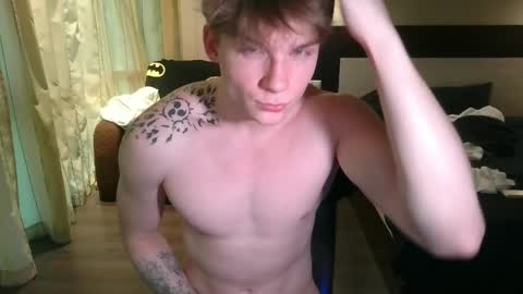 Snapshot of knotsiemens chatting on June 2026 04:44:01 PM Adam online show from June 2026 04:44:01 PM