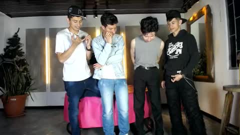 kobayaske online show from December 2025 04:46:01 PM