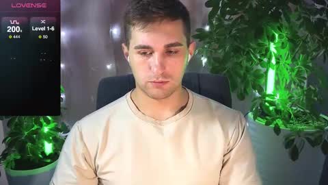 Snapshot of kochka25 chatting on February 2025 08:38:01 AM Sweet boy online show from February 2025 08:38:01 AM