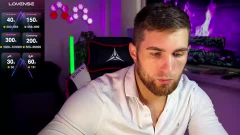 Snapshot of kochka25 chatting on November 2025 11:09:02 AM Sweet boy online show from November 2025 11:09:02 AM