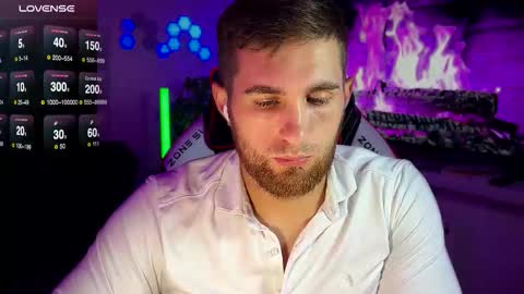 Snapshot of kochka25 chatting on November 2025 11:15:01 PM Sweet boy online show from November 2025 11:15:01 PM