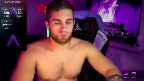 Snapshot of kochka25 chatting on November 2025 12:20:02 AM Sweet boy online show from November 2025 12:20:02 AM