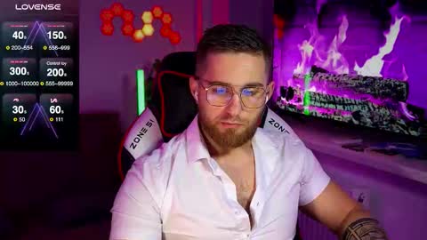 Snapshot of kochka25 chatting on November 2025 04:55:01 PM Sweet boy online show from November 2025 04:55:01 PM