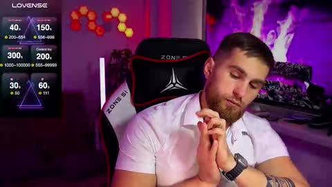 Snapshot of kochka25 chatting on November 2025 08:14:01 AM Sweet boy online show from November 2025 08:14:01 AM