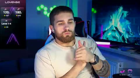 Snapshot of kochka25 chatting on December 2025 02:26:01 PM Sweet boy online show from December 2025 02:26:01 PM