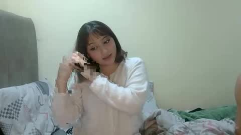 Snapshot of koiseraphin chatting on April 2026 02:12:02 AM Jacob and Victoria online show from April 2026 02:12:02 AM