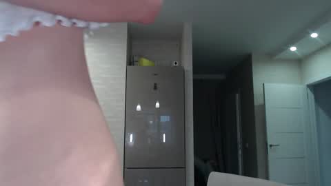 Snapshot of koketochka555 chatting on December 2025 06:11:01 AM Vika online show from December 2025 06:11:01 AM