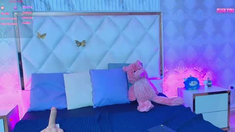 kolyn_tay online show from April 2026 07:14:01 PM