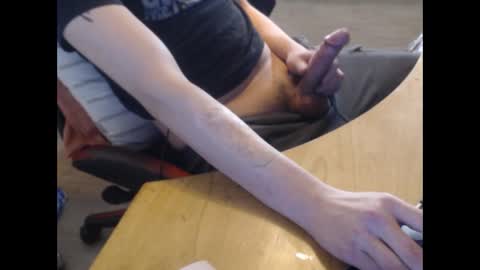 Snapshot of kompura chatting on December 2024 05:20:02 PM Kompura online show from December 2024 05:20:02 PM