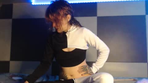 konekokawai online show from September 2025 06:19:02 PM