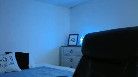 KoraLynn777 online show from April 2026 01:42:02 AM