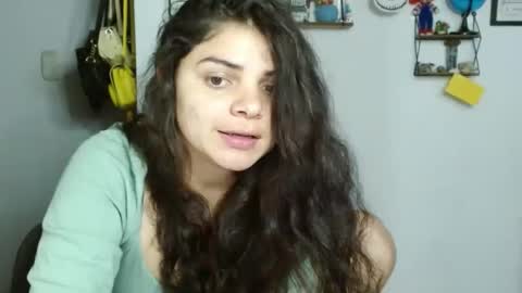 Karoll online show from January 2025 12:33:01 AM