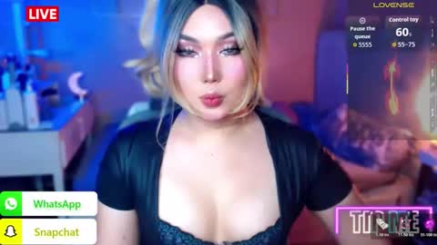 Snapshot of koreandollts chatting on October 2025 02:22:02 AM MISS ALICIA online show from October 2025 02:22:02 AM