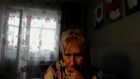 Snapshot of koroleva70 chatting on June 2026 09:58:01 AM VIKA online show from June 2026 09:58:01 AM