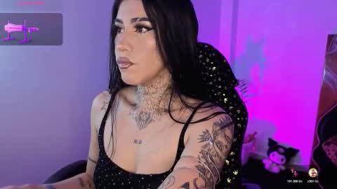 Snapshot of korolovaa chatting on November 2025 09:46:02 PM korolova online show from November 2025 09:46:02 PM