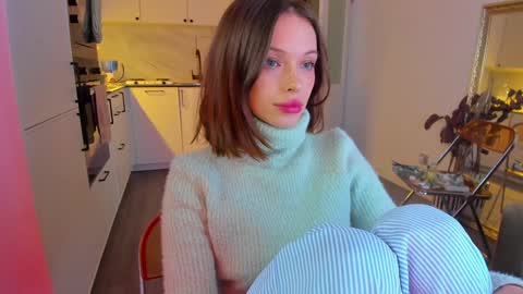 kossie_ online show from February 2025 05:40:01 PM