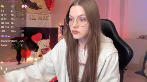 Jess online show from February 2025 07:06:01 PM