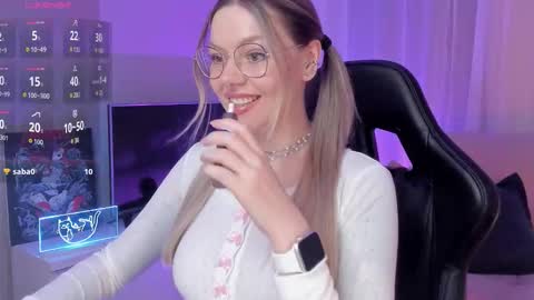 Jess online show from October 2025 05:25:02 PM