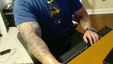 Snapshot of kp253 chatting on October 2025 10:20:02 PM KP online show from October 2025 10:20:02 PM