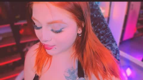 Snapshot of kpayton99 chatting on February 2026 07:43:02 AM Khloe online show from February 2026 07:43:02 AM