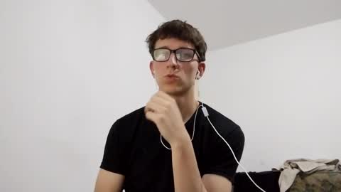 Snapshot of kpo10 chatting on December 2024 09:11:02 AM Facu online show from December 2024 09:11:02 AM