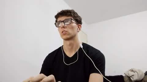 Snapshot of kpo10 chatting on December 2024 08:33:02 AM Facu online show from December 2024 08:33:02 AM