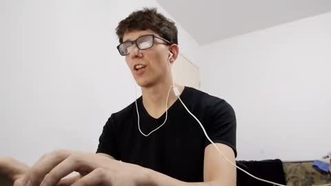 Snapshot of kpo10 chatting on December 2024 10:01:01 PM Facu online show from December 2024 10:01:01 PM