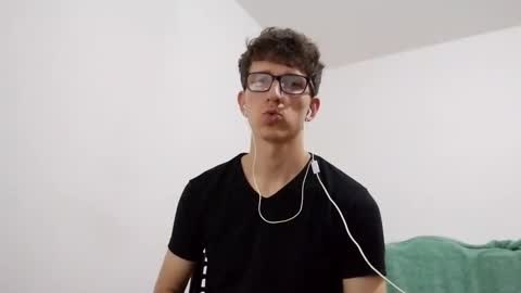 Snapshot of kpo10 chatting on February 2025 01:17:02 PM Facu online show from February 2025 01:17:02 PM