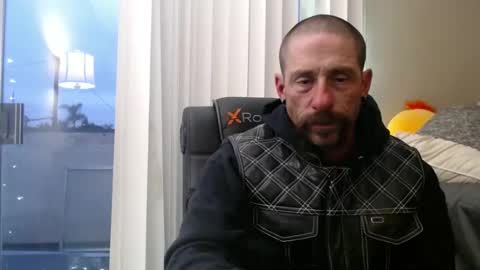 Snapshot of kraazeeme88 chatting on December 2024 12:59:02 AM BigDaddy online show from December 2024 12:59:02 AM