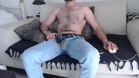 Snapshot of kral_mert chatting on December 2024 11:14:01 AM Mert online show from December 2024 11:14:01 AM