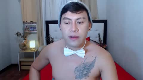 Snapshot of kramerfoxx chatting on December 2024 04:27:02 PM Kramer online show from December 2024 04:27:02 PM