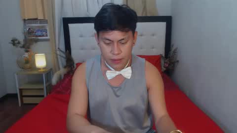 Snapshot of kramerfoxx chatting on December 2024 05:10:02 PM Kramer online show from December 2024 05:10:02 PM