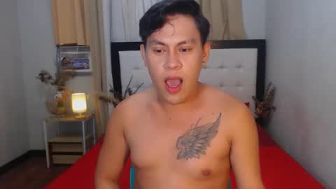 Snapshot of kramerfoxx chatting on December 2024 07:03:02 PM Kramer online show from December 2024 07:03:02 PM