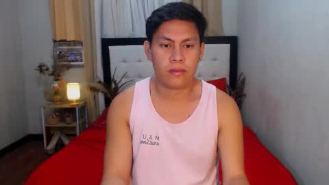 Snapshot of kramerfoxx chatting on December 2024 06:04:02 PM Kramer online show from December 2024 06:04:02 PM