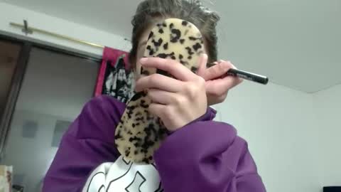 kratos_and_afrodita online show from December 2025 04:57:01 PM