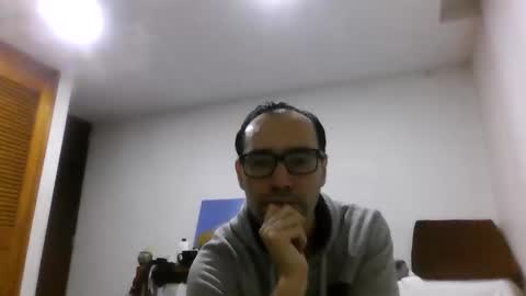 Snapshot of kratosmorgen chatting on April 2026 09:21:02 AM KratosMorgen online show from April 2026 09:21:02 AM