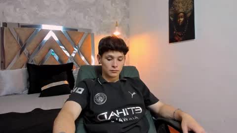 Kraven online show from November 2025 03:06:02 AM