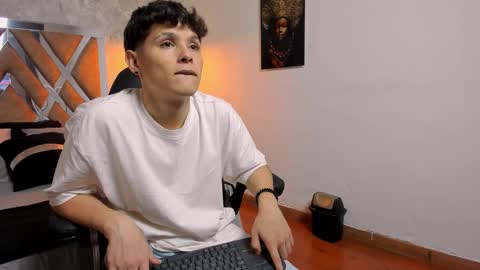 Snapshot of kraven_lust chatting on February 2026 03:00:02 AM Kraven online show from February 2026 03:00:02 AM